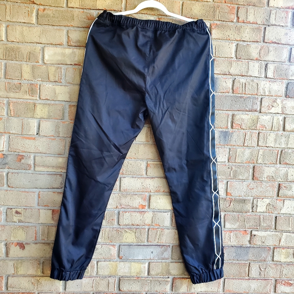Hunter Men's Black Chain Trim Track Jogger Pants Medium Wind pants